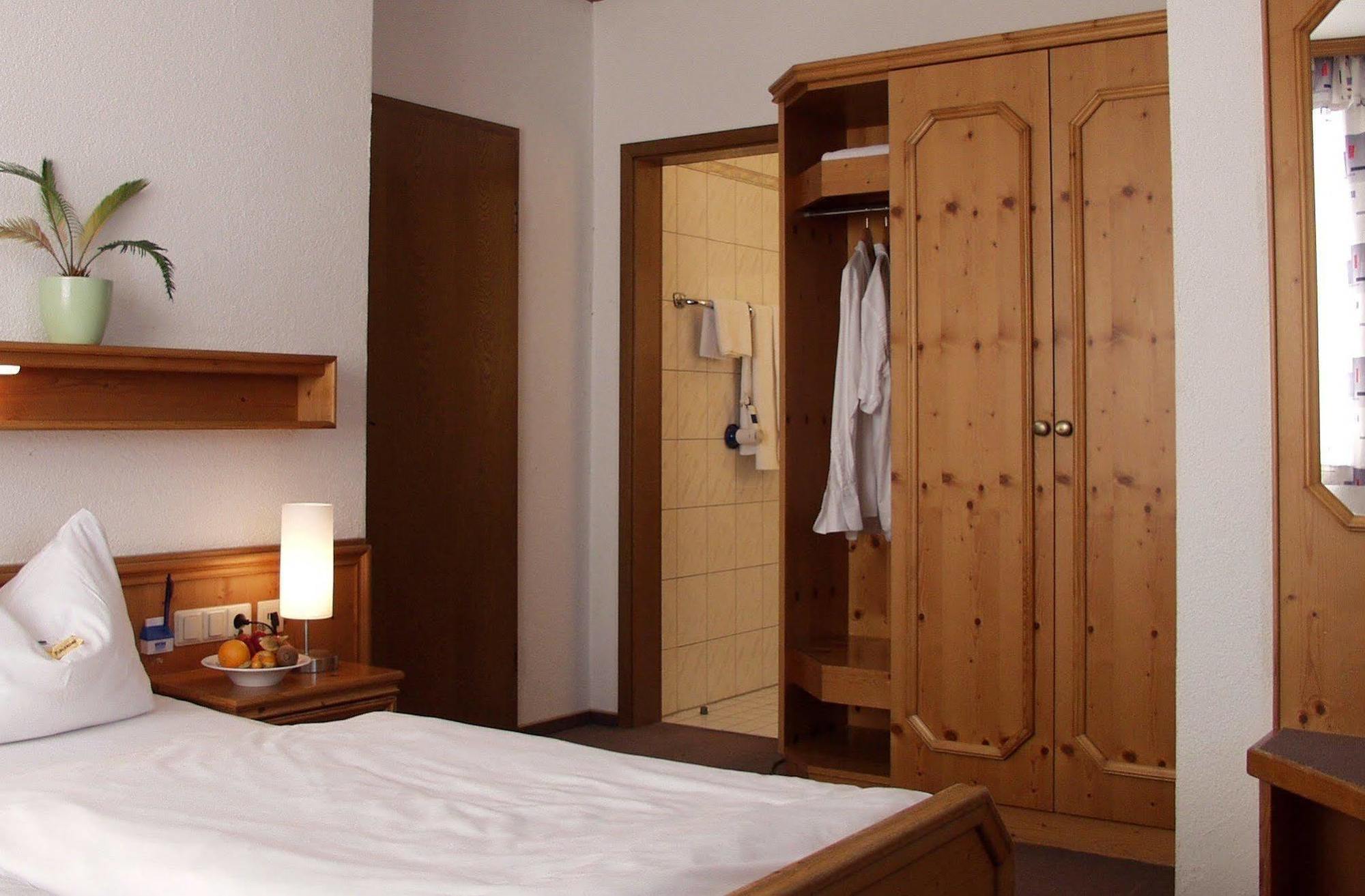 Akzent Hotel Laupheimer Hof Стая снимка
