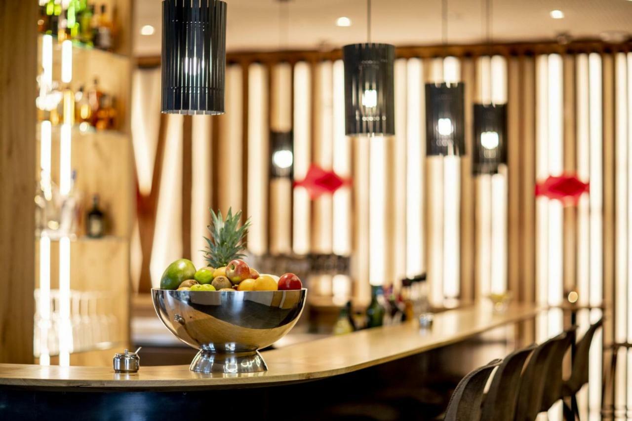 Akzent Hotel Laupheimer Hof Екстериор снимка