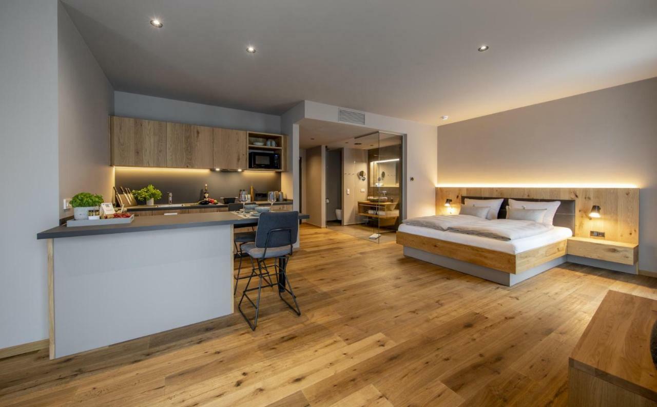 Akzent Hotel Laupheimer Hof Екстериор снимка