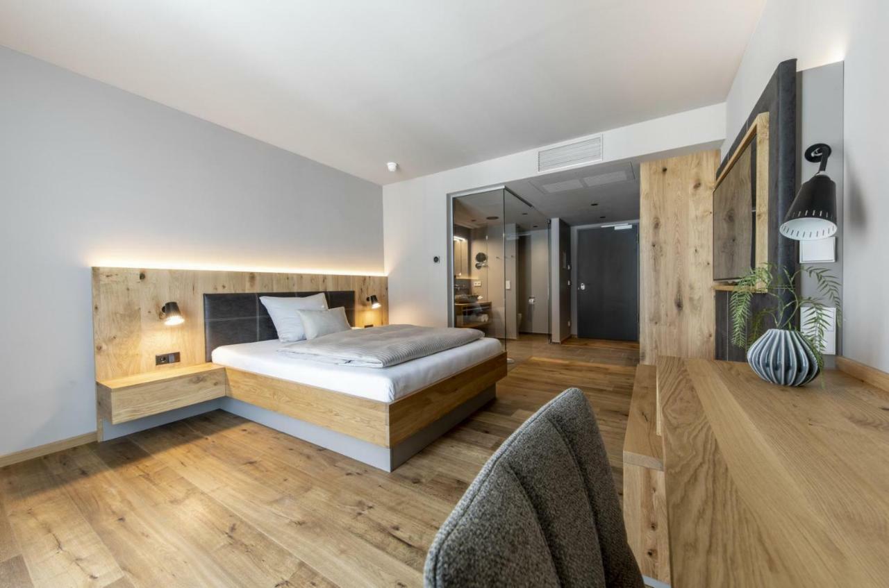 Akzent Hotel Laupheimer Hof Екстериор снимка