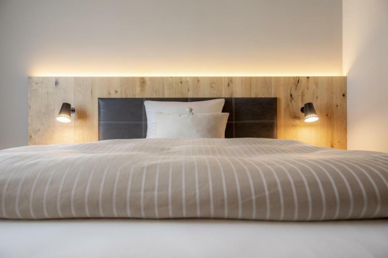 Akzent Hotel Laupheimer Hof Екстериор снимка