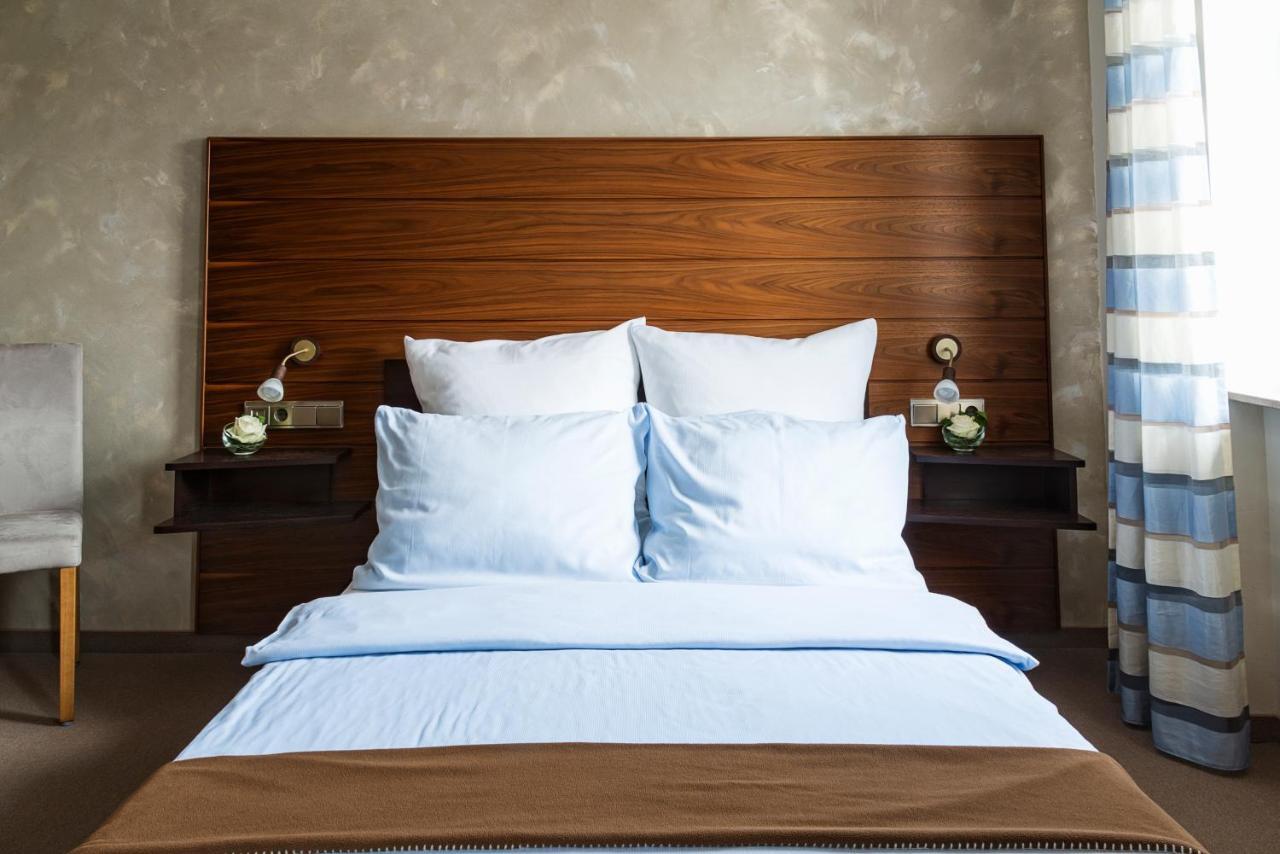 Akzent Hotel Laupheimer Hof Екстериор снимка
